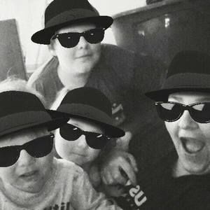 Meet your Posher, Elyse